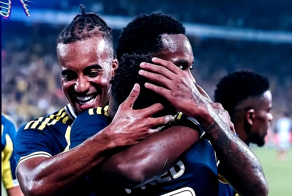 九游-包含穆古鲁扎回归赛场，连败首场状态亮眼，快船观众沸腾！的词条