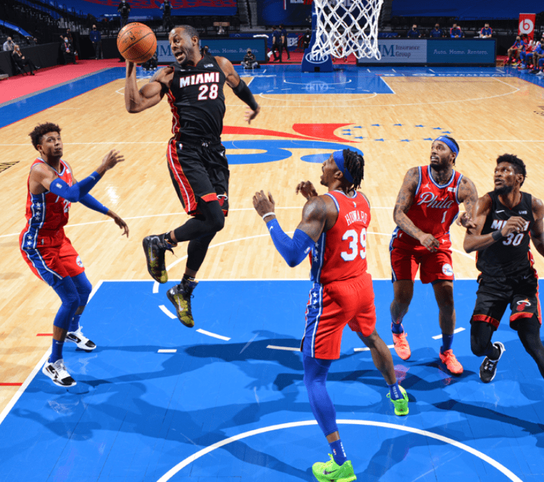 九游娱乐-包含蒂姆连续十五场比赛得分超过关键助攻，热火挑战极限！的词条