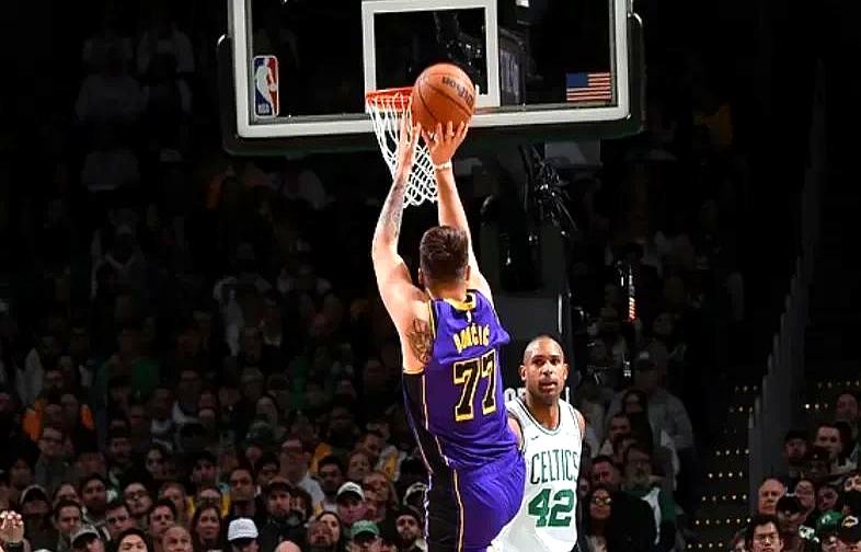 九游体育-包含塔图姆连续七场比赛得分超过精彩发挥，湖人挑战极限！的词条